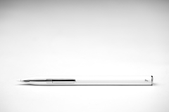 Der Adonit INK Pro für Windows Tablet- und 2-in-1-Computer in weiß