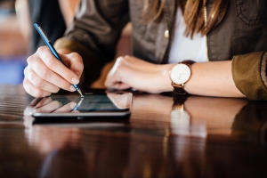 Der Adonit Droid - Stylus - Pen - für Android Smartphones und Tablet Computer bietet natürliches Schreiben wie mit einem herkömmlichen Stift 07