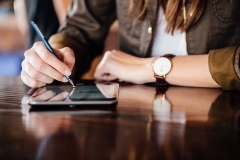 Der Adonit Droid - Stylus - Pen - für Android Smartphones und Tablet Computer bietet natürliches Schreiben wie mit einem herkömmlichen Stift 07