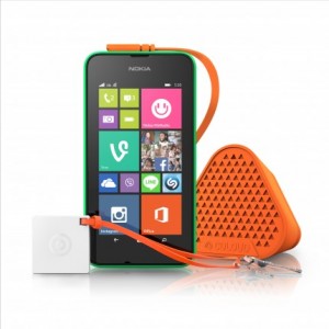 Nokia Lumia 530 mit wieder aufladbarem Lautsprecher „Bang by Coloud”