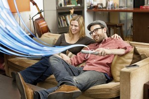 Pärchen auf Couch