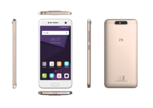 ZTE Blade V8 in gold