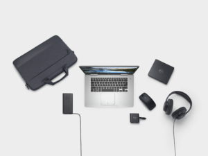 Dell Inspiron 15 7000 Notebook mit optionalem Zubehör